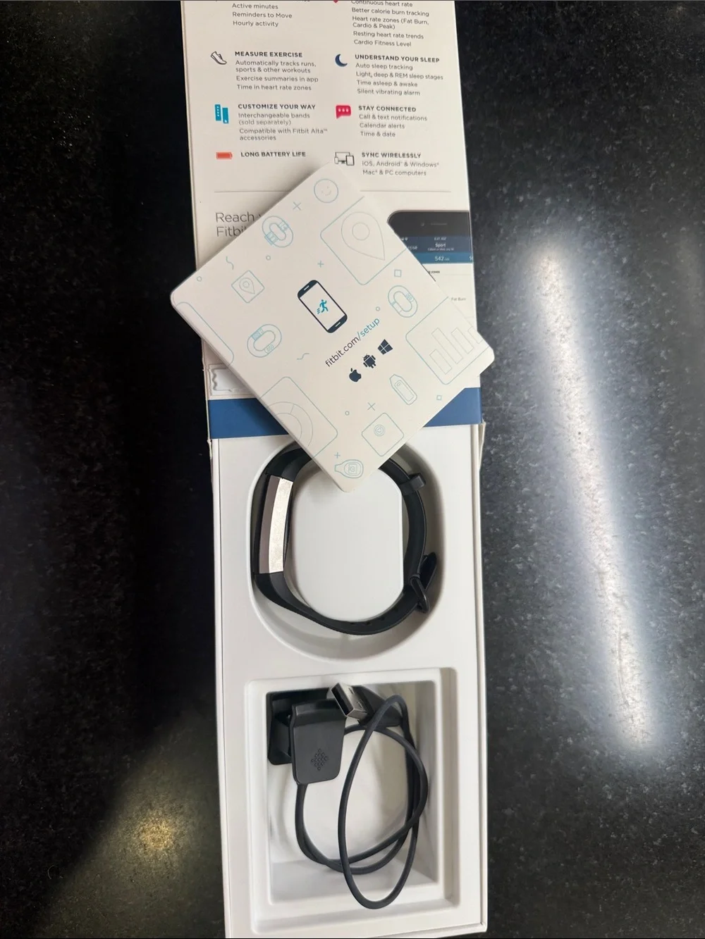 fitbit alta HR Fitness - Black, size Small